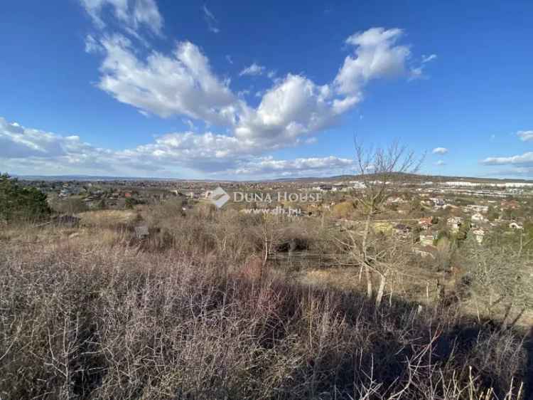 Eladó panorámás telek Biatorbágyon Vadkan utcában