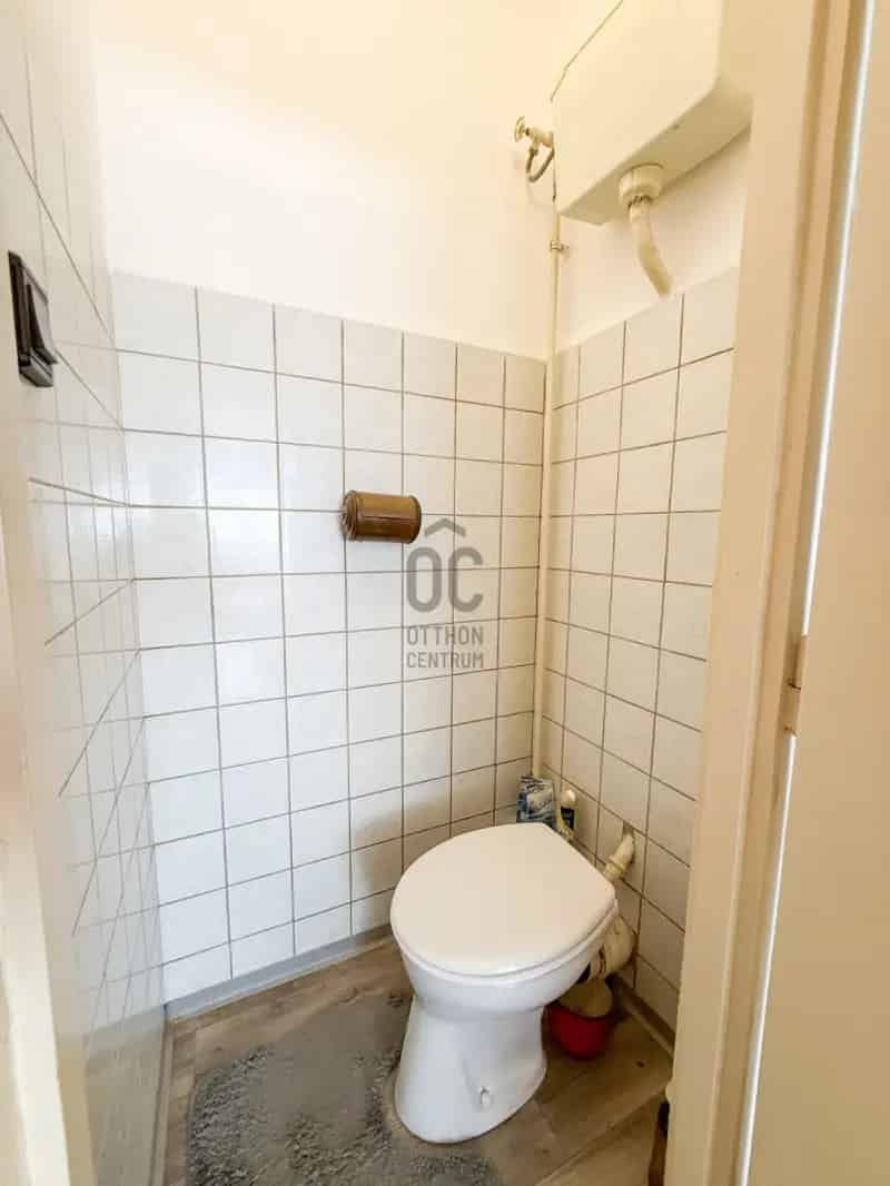 Sopron 56 nm-es 3 szobás erkélyes lakás eladó