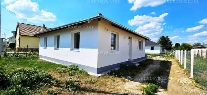 Energiatakarékos Ikerház Kakucson - 91nm - 3 Hálószoba