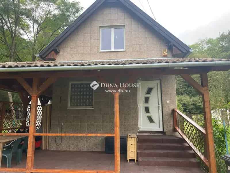 Verőce Panorámás Családi Ház 1142 nm-es Telken