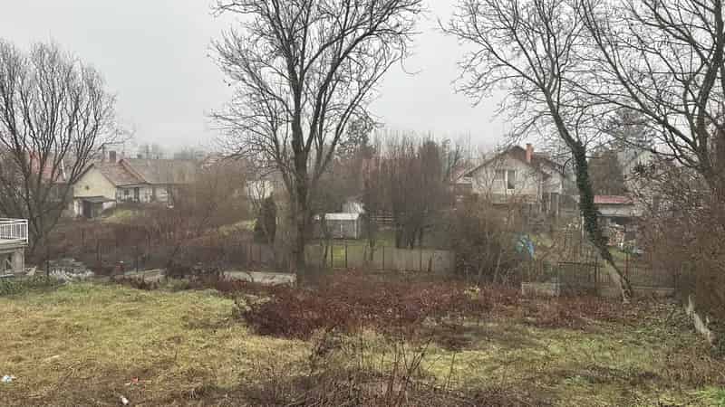 Eladó építési telek ikerház tervekkel LKe-1 övezetben