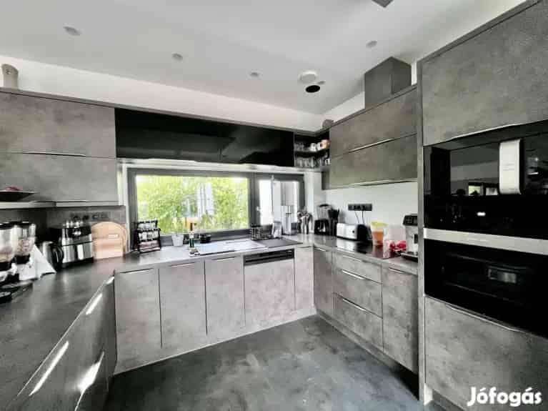 Pécsen 4 hálószobás családi ház - Pécs, Ház - Jófogás Ingatlan