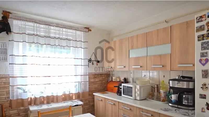 Abai családi ház eladó 72 m2 2 szoba garázs kert