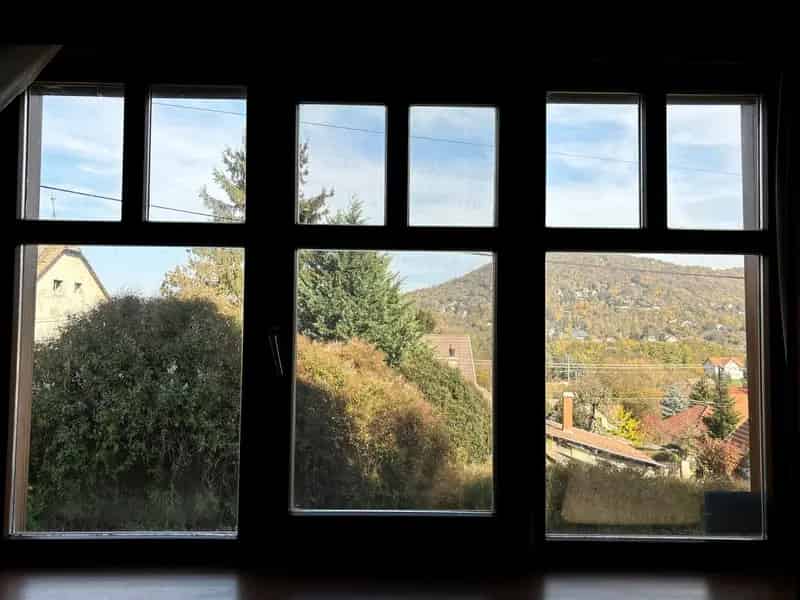 Verőce családi ház eladó - panoráma, garázs, nyári konyha