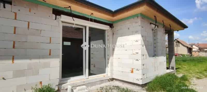 72 nm-es ikerházfél eladó Cegléden - CSOK-ra alkalmas