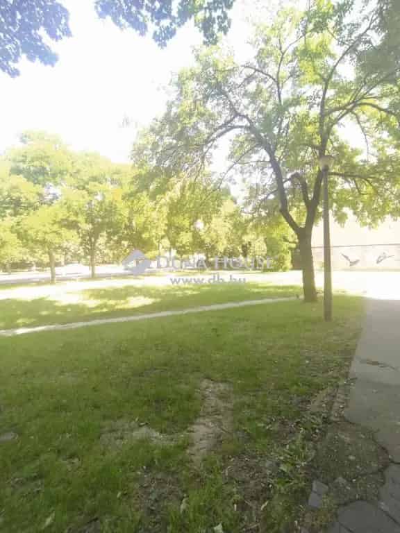 Szeged Szilléri Sugárút 47nm-es 1 5 szobás lakás eladó