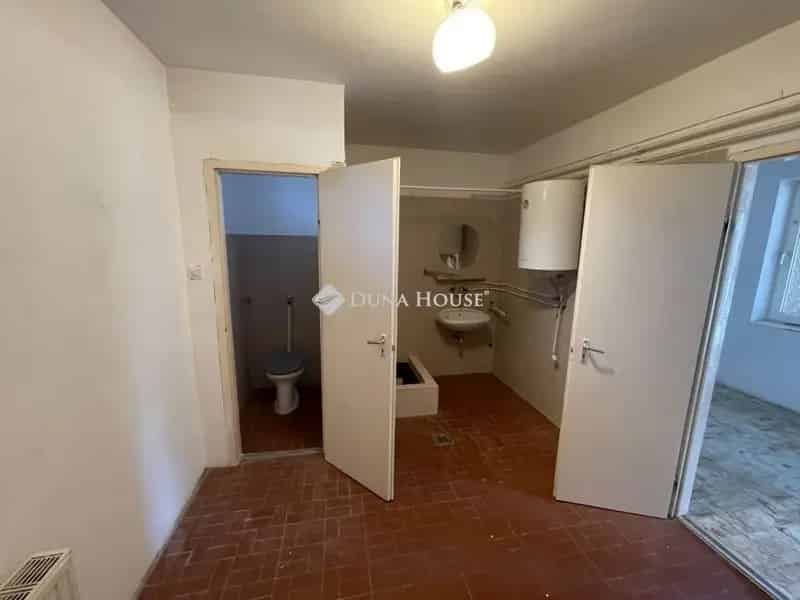 Dabasi családi ház eladó - 152 m² - 1861 m² telek - 2 fürdő