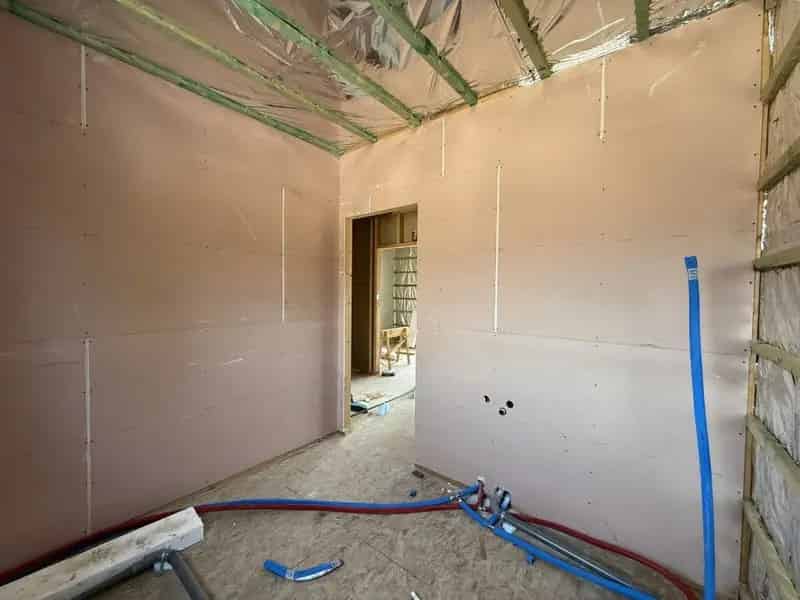 Uj epiteesu ikerhazfel premium minosegben 3 haloszoba garazzsal