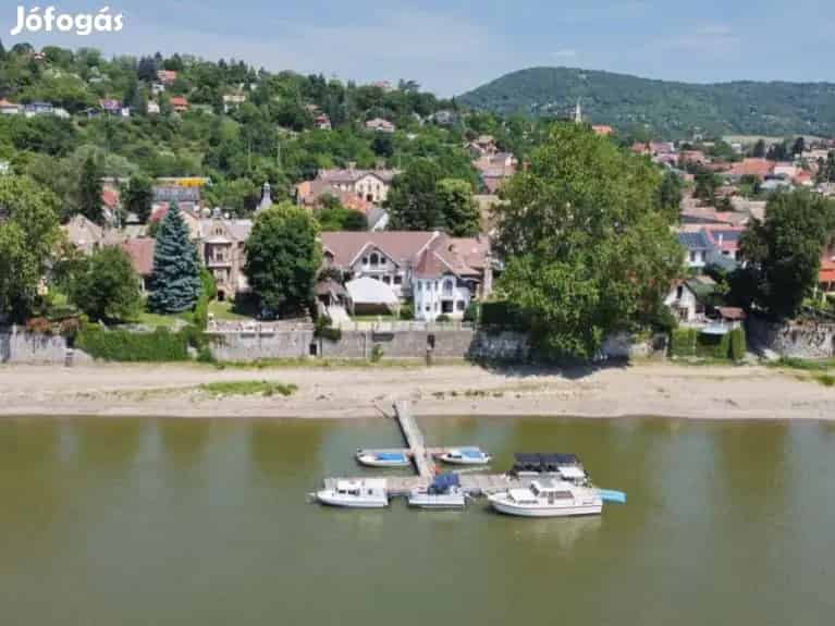 Verőce Dunapart Vendéglátó Egység Eladó 935m2 13 Szoba Kikötővel
