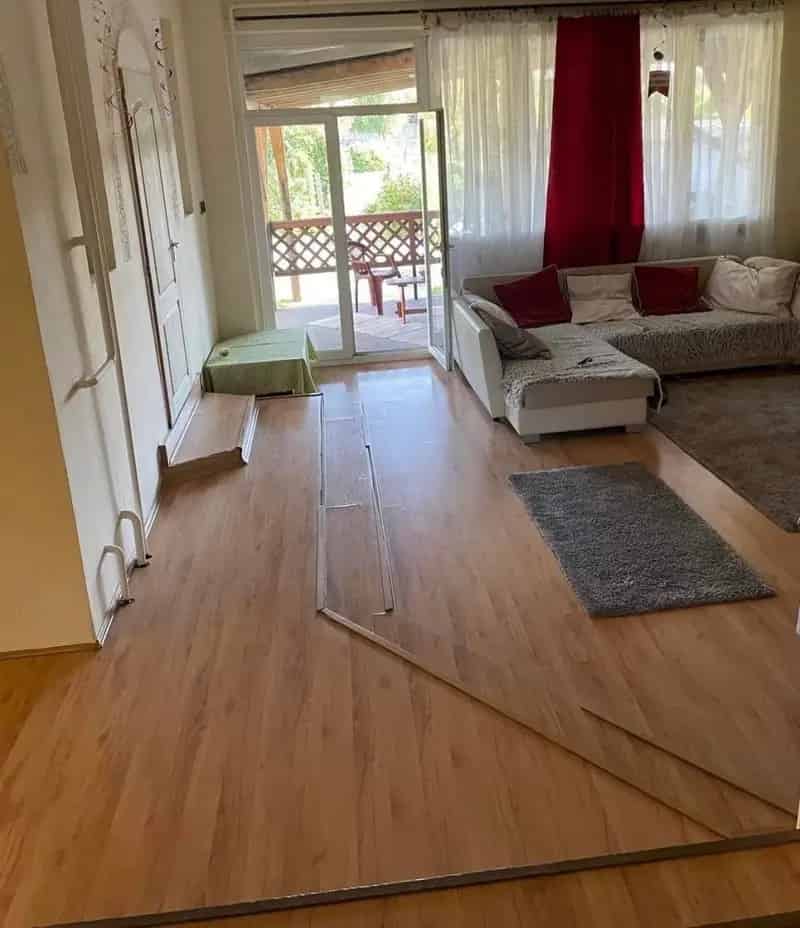 200 m2-es Családi Ház Eladó Újhatvanban