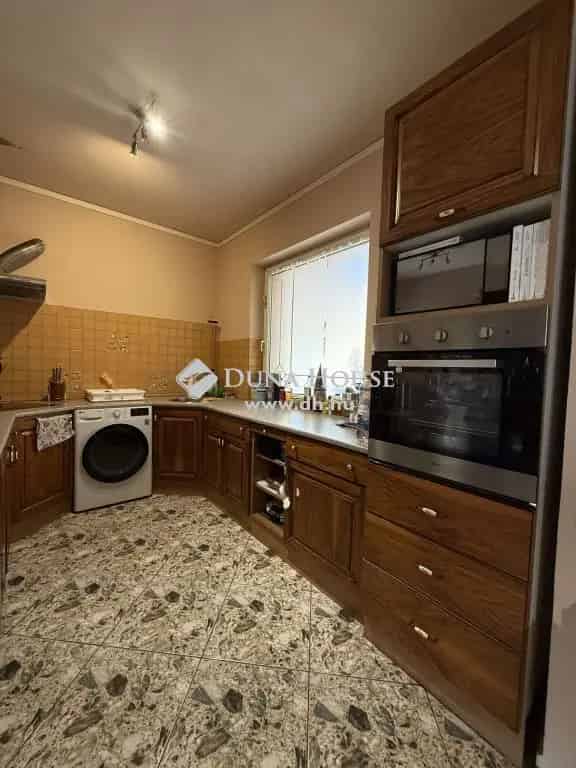 Vecsés Market Central közelében 66 nm-es 2 szobás lakás eladó