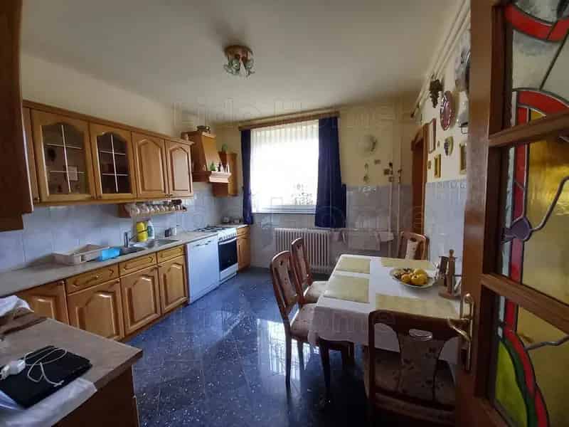 Győr Nádorváros exkluzív családi ház eladó