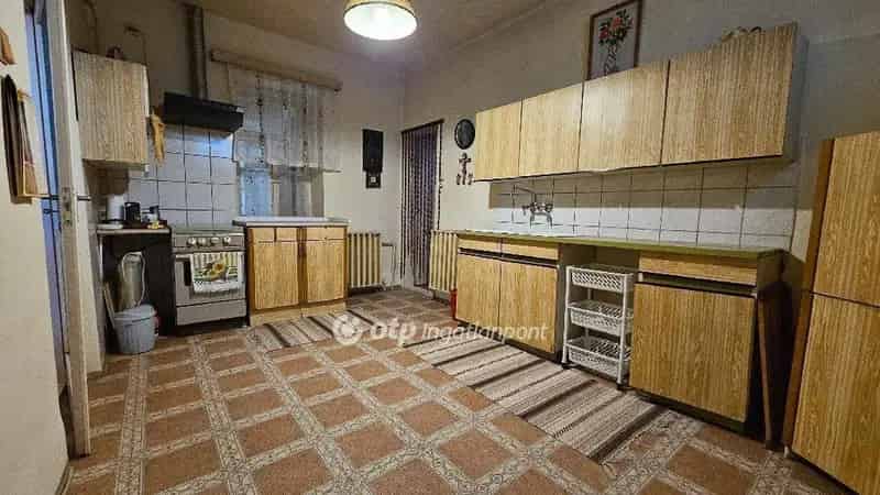 77 m2-es családi ház Szihalmon 1608 m2-es telken