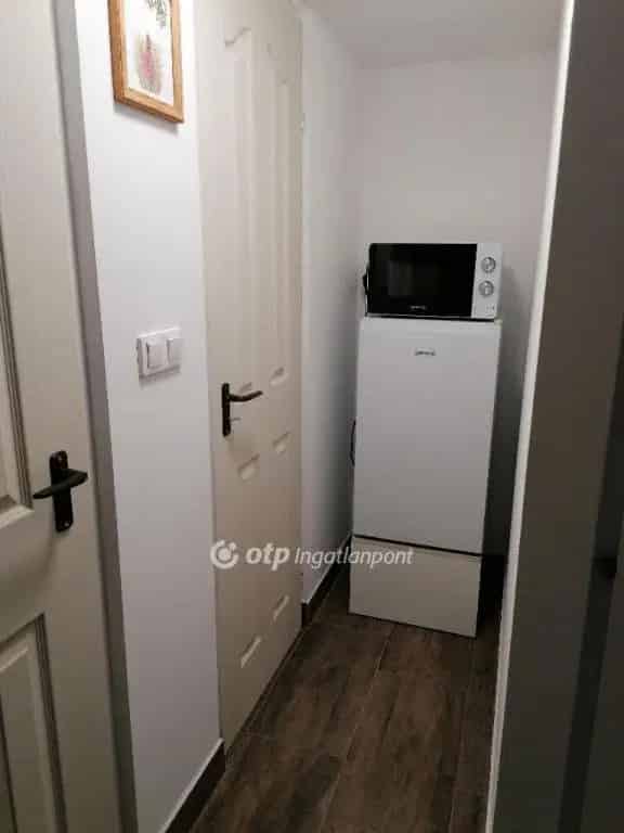 Családi ház eladó Városlődön apartmanokkal