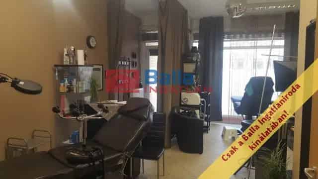 Üzlethelyiség eladó Budapest XVIII kerület Üllői út 38nm