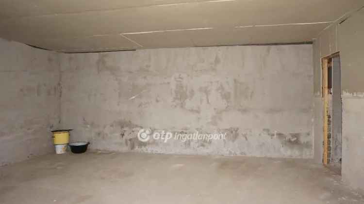 Csány családi ház eladó 100 m2 2 szoba