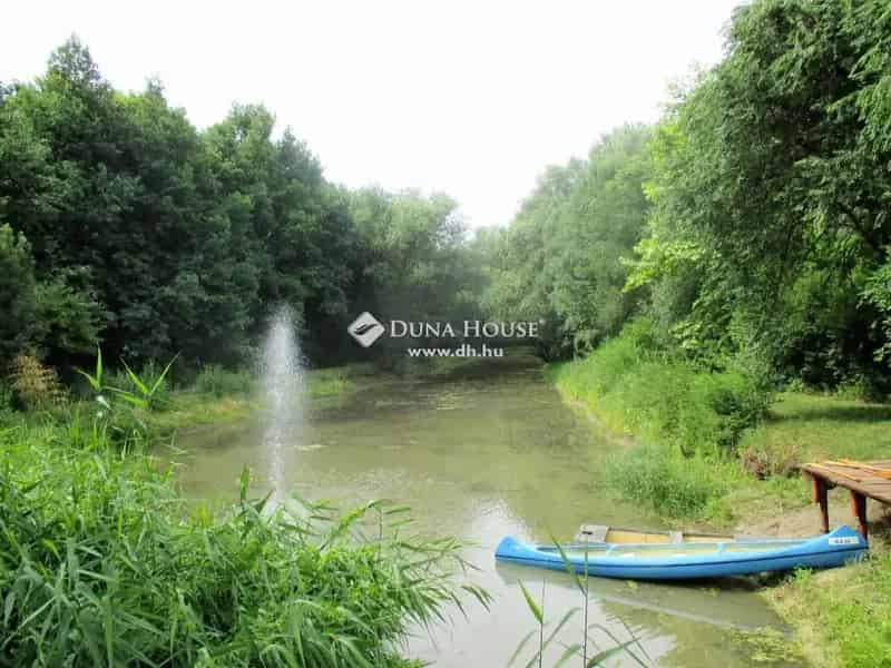 Gyulai Erdőterület és Szabadidőpark Eladó - Csónakázó Tóval