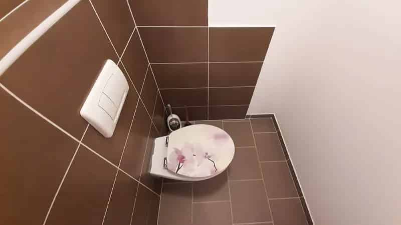 Csendes Belvárosi Lakás Eladó - Ideális Pihenésre és Munkára