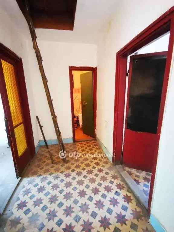 Dömsöd 65 9 m2 2 szobás családi ház eladó