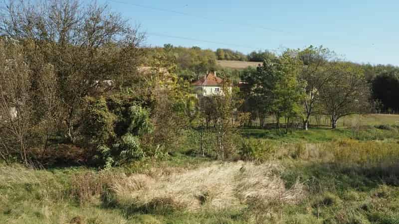 Hőgyész 1155 m2-es Építési Telek Eladó