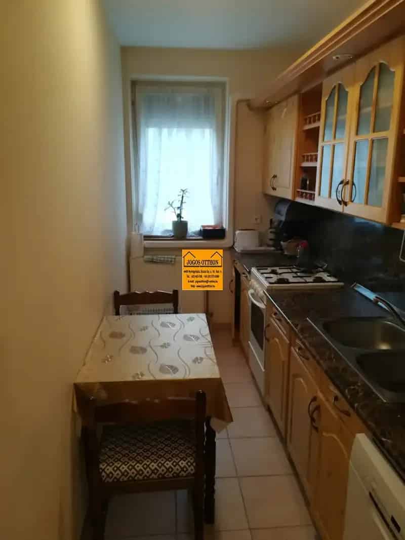 Eladó 2 szobás tégla lakás garázzsal Nyíregyháza Belvárosban