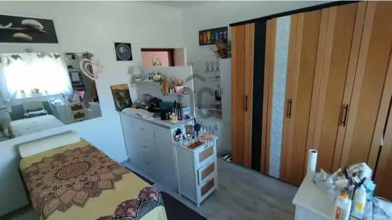Ajkai családi ház eladó 140 nm 1376 nm telekkel