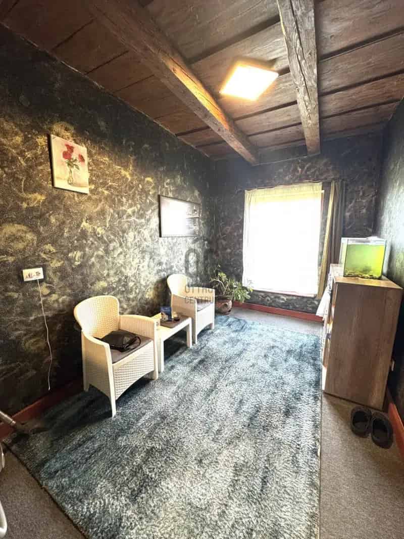 95 nm-es 4 szobás sorház eladó nagy telekkel