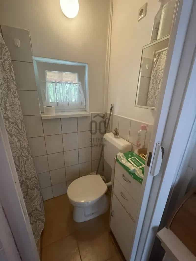 Szolnok Holt-Tisza parti 2 szobás nyaraló eladó