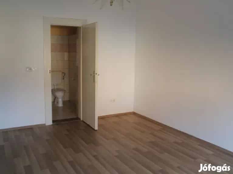 Csornán eladó 88 m2-es családi ház