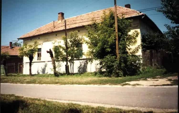Eladó ház Kunmadarason 3 szoba 2 konyha 610 m2 telekkel