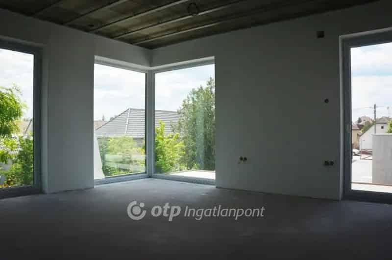 Dunaharaszti Luxus Családi Ház Eladó 1591 m2-es Telken