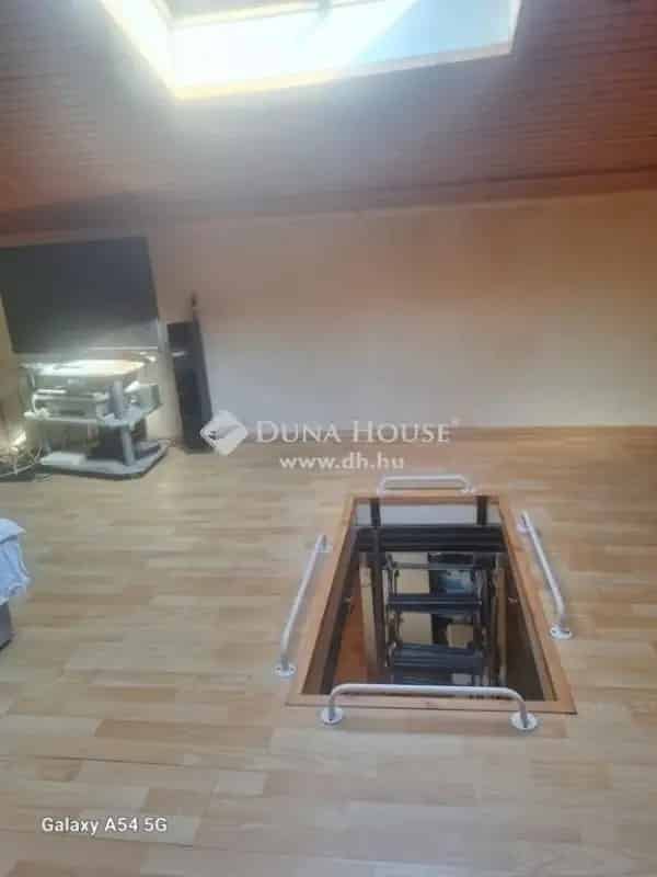 74 m2-es Galériás Ház Pesterzsébet - Saját Kerttel és Garázzsal