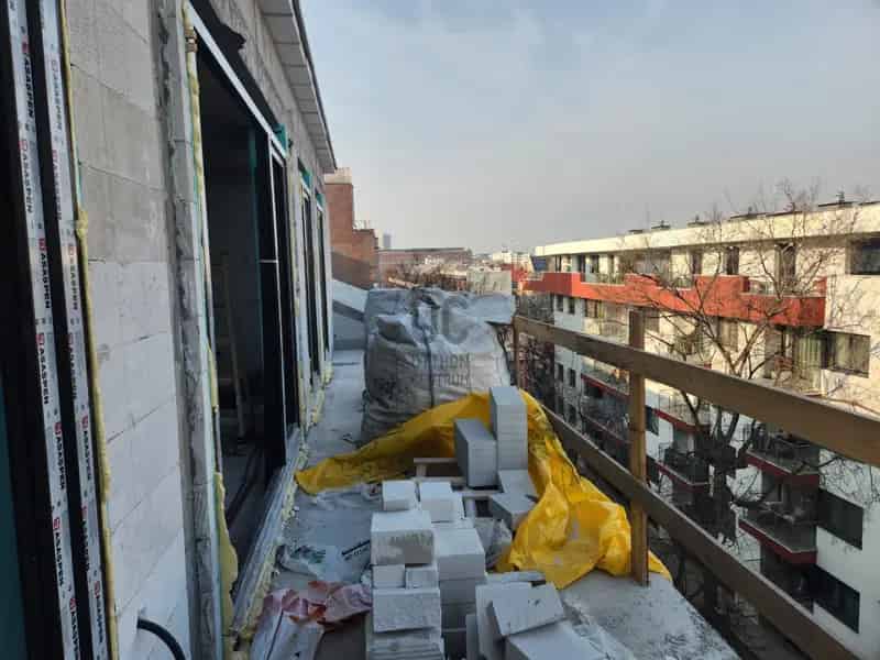 XIII kerulet uj epiteesu 3 szobas nagy teraszos lakás