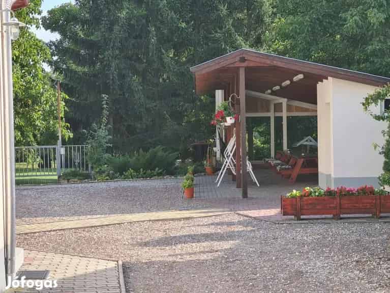 Bogácsi Gyógyfürdőhöz közeli 9 szobás vendégház eladó