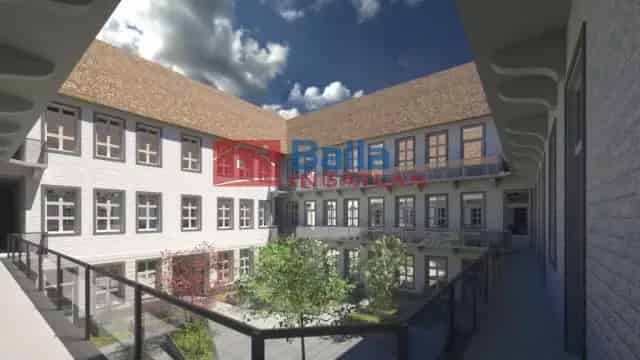XIII Kerulet Vaci ut 37m2-es 1 szoba felujitott luxus lakás