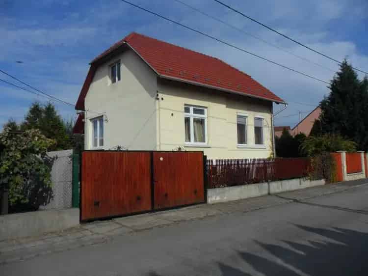 Eladó ház Miskolcon 250m2 6 fürdőszoba
