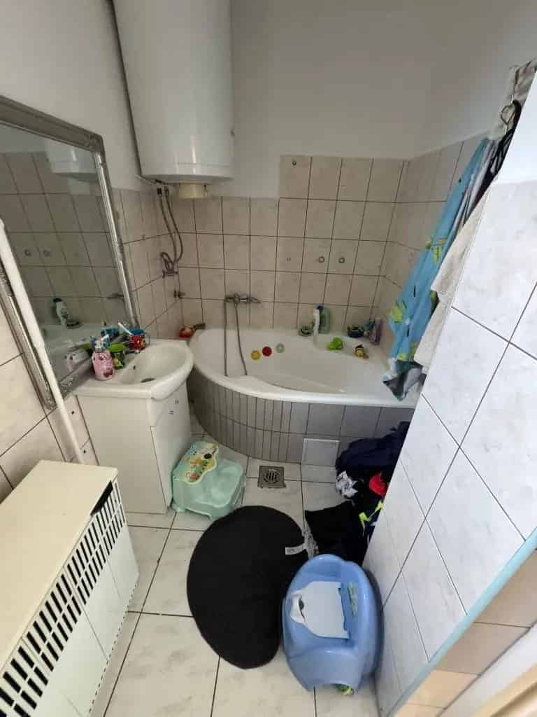 Felujitott 3 szobas csaldi haz Poroszlo Tisza-to kozelben