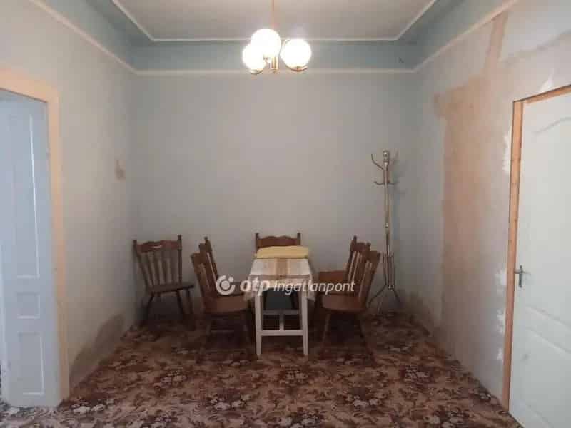 Hajduboszorményi csaladhaz elado 133nm 3 szoba garazs kerttel