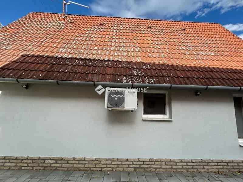 Bajai Vízparti Nyaraló Eladó - Felújított 45nm