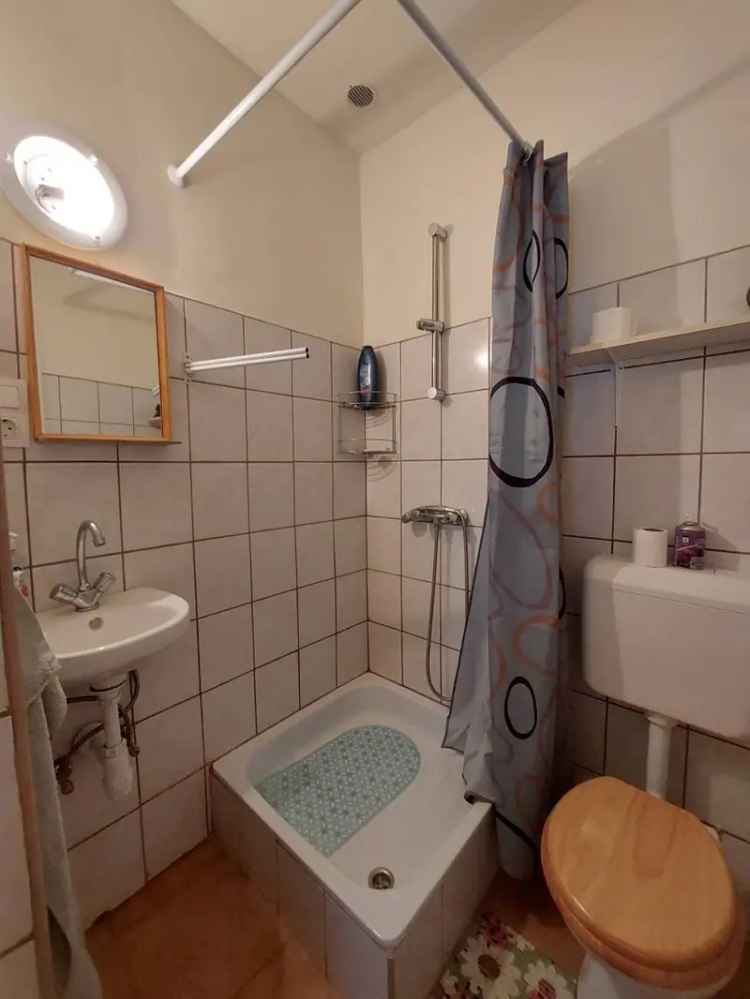 Esztergom Duna parti 42m2-es lakás eladó 9m2-es tárolóval