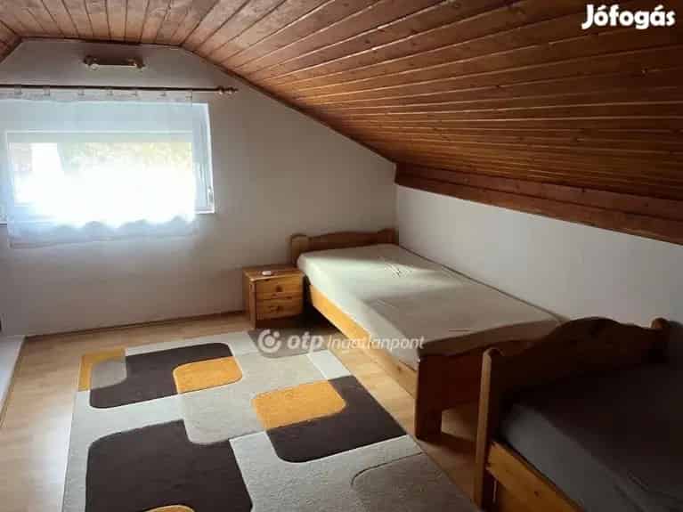Eladó Ház Magyarhertelend - 60m2-es Bútorozott Nyaraló Termálfürdő Közelében