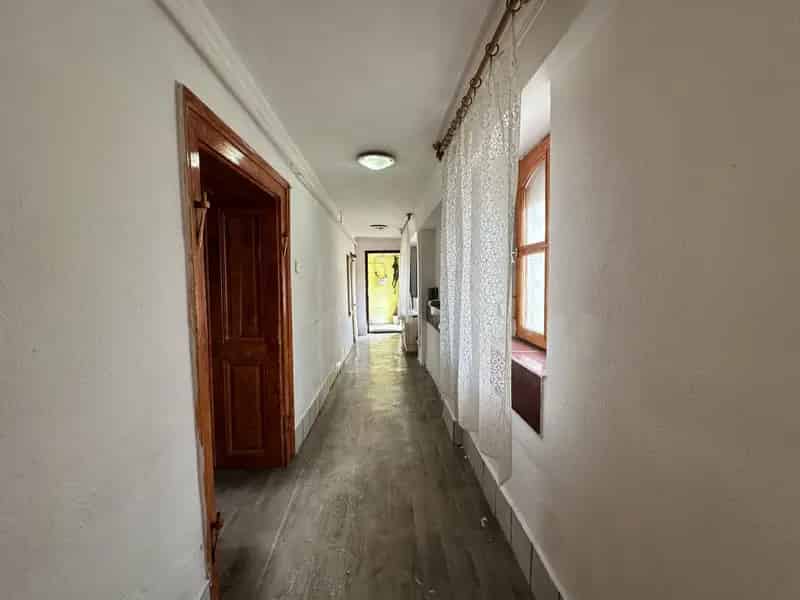 Eladó házrész Kisújszálláson 73 75 m2 3 szoba 841 m2 udvarral