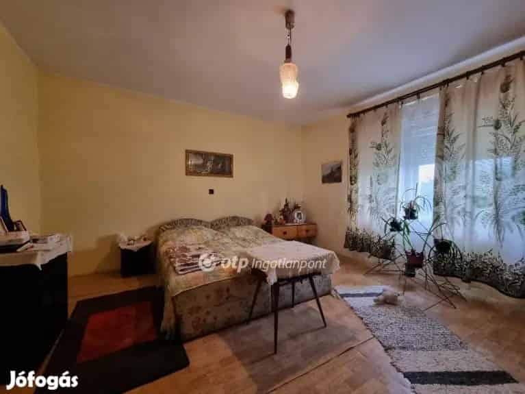 89 nm-es Újszerű Családi Ház Celldömölk Csendes Kerttel