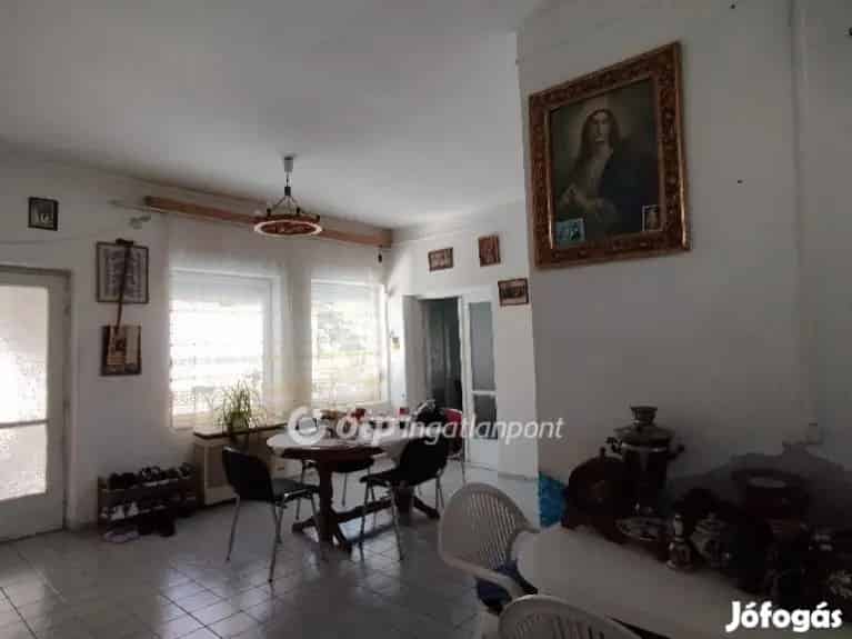 Eladó családi ház Jászberényben - 187 nm - nagy telek - felújított