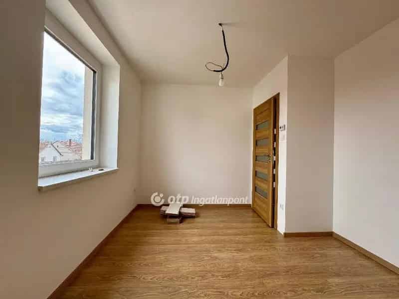 Mikepércs Új Építésű 105nm-es Családi Ház Eladó