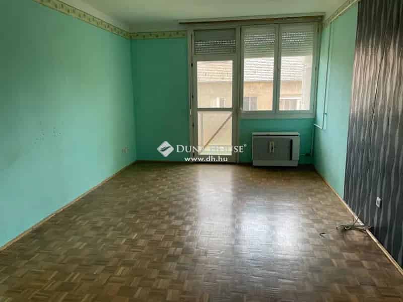 45 m2-es 1 5 szobás erkélyes lakás Orosháza belvárosában