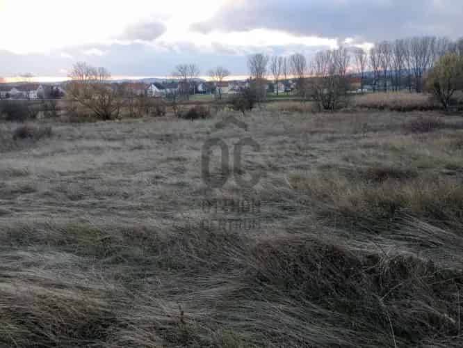 Veszprémi eladó telek Gyulafirátón - 5139 m2