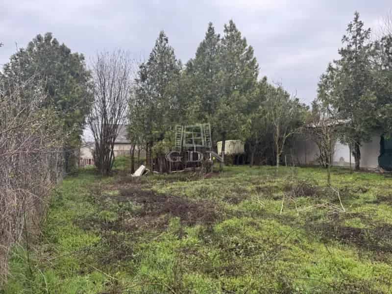 40m2-es présház Szabadbattyánban 1073m2-es telken