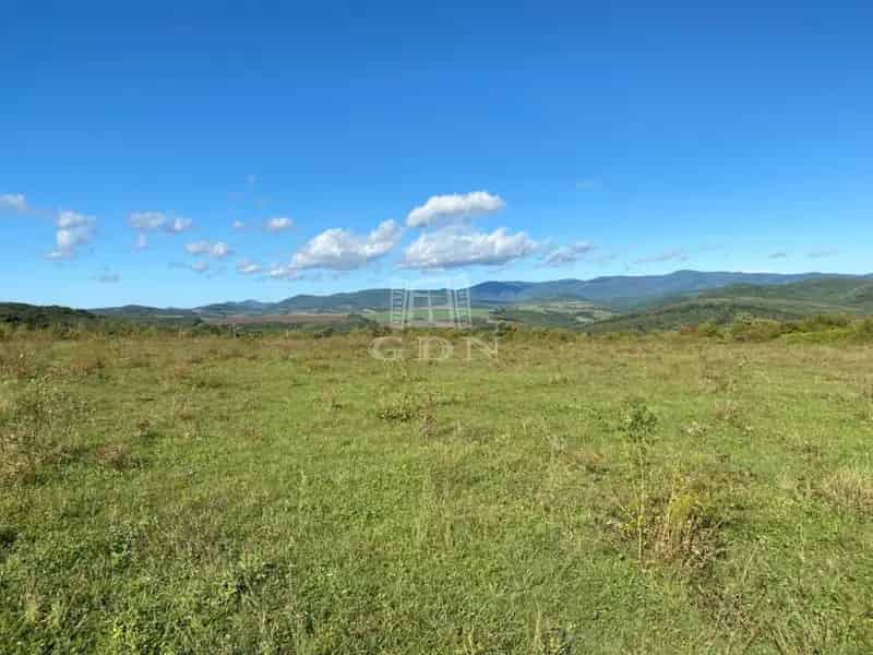 Verőce Aranyoskút Panorámás Telek Eladó Befektetésre Projekt Szálláshely