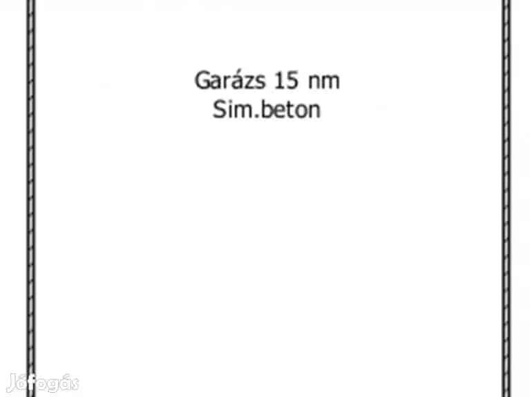 Vásártéren garázs eladó Salgótarjánban